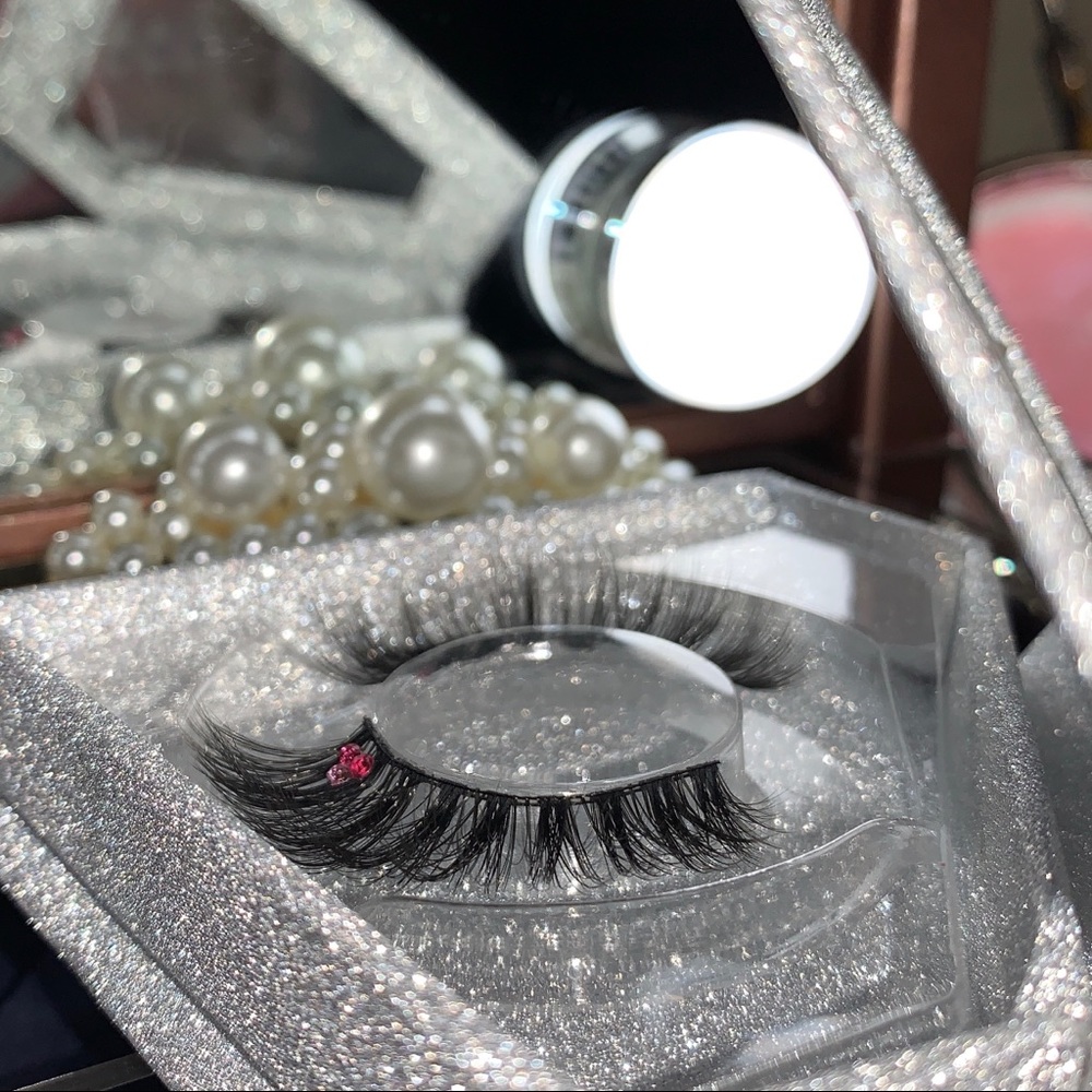 Rhinestone mink lashes